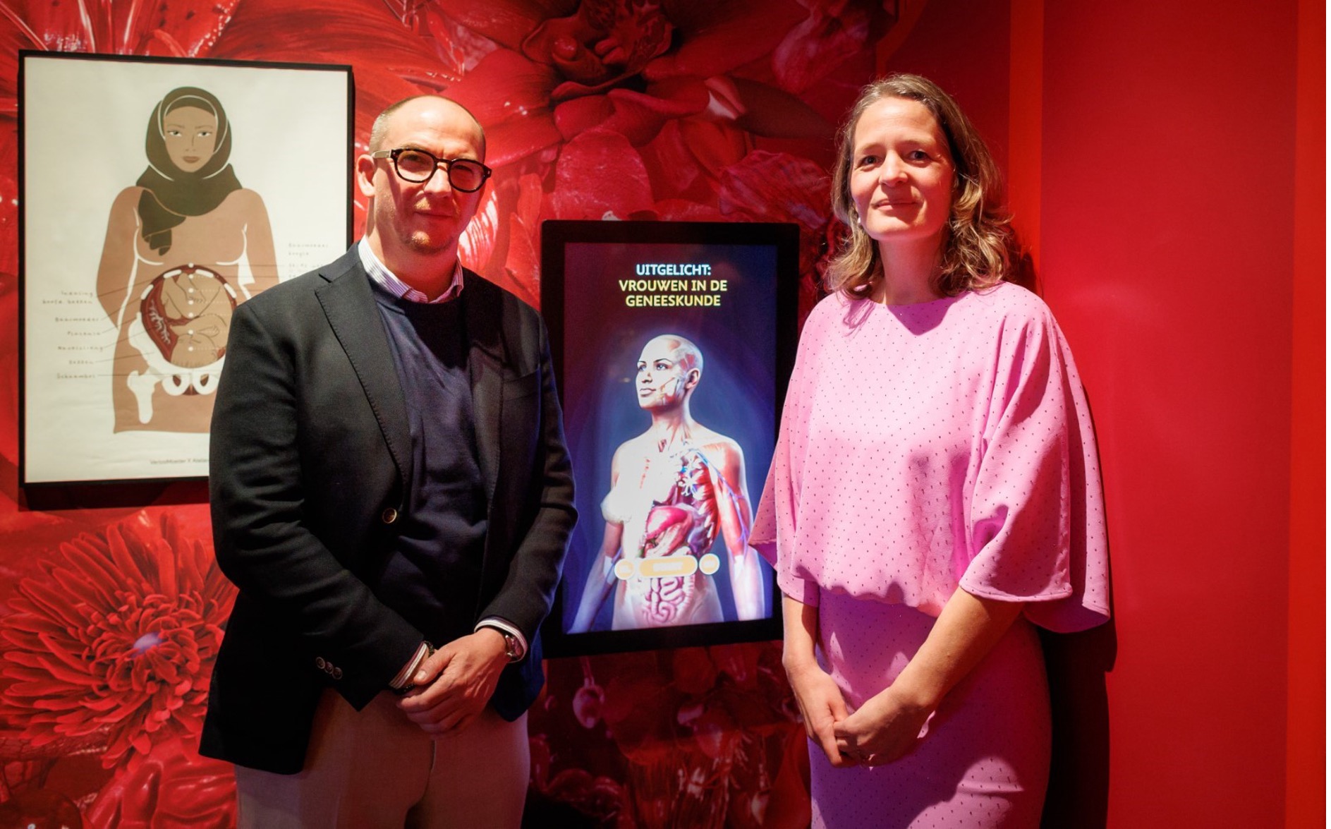 Picture of Koen Mouchaers from Elsevier Health on the left and Mieneke te Hennepe, curator of Rijksmuseum Boerhaave, on the right at the Unseen exhibit opening.] 